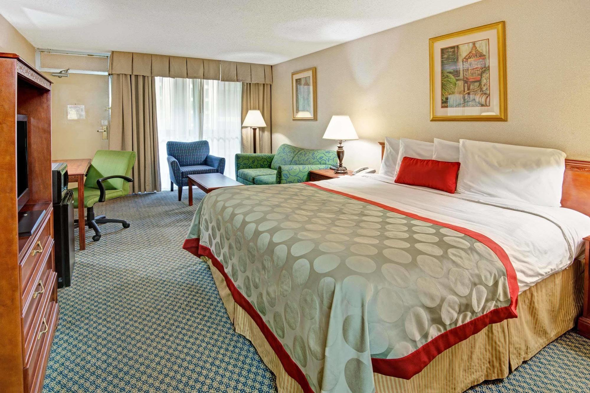 Ramada Overland Park Mission エクステリア 写真